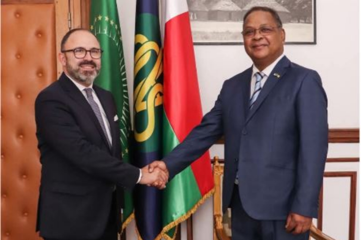 Émissaire malgache et français