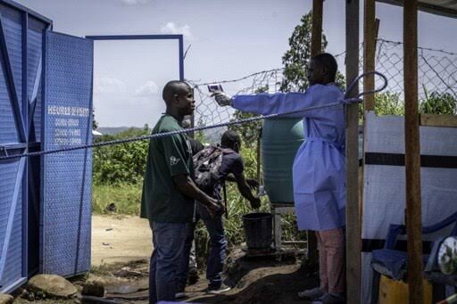 Ebola 