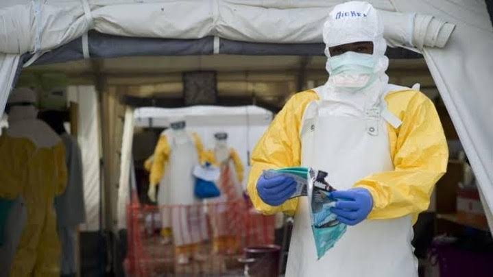 Ebola 