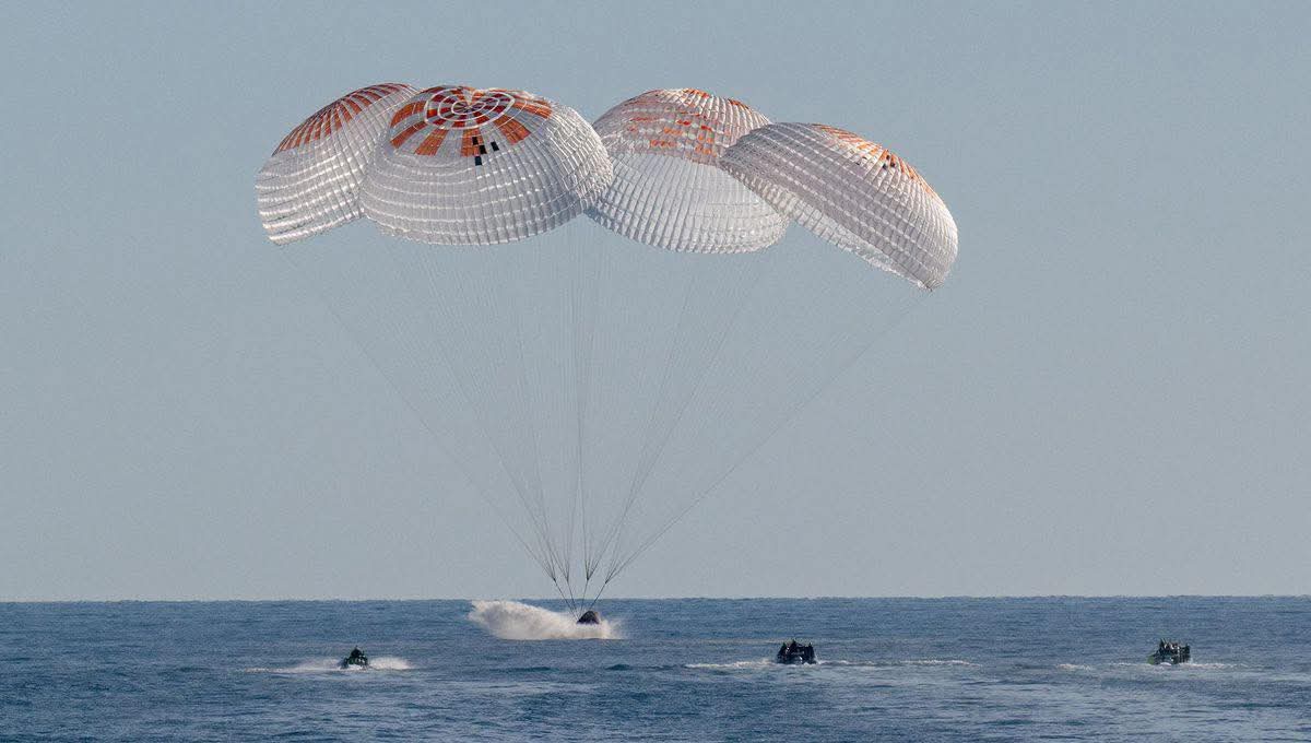 Amerissage de la capsule orion 2